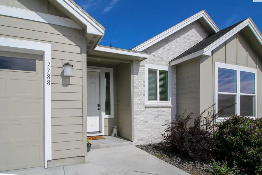 7788 Cardinal Peak Street, West Richland, WA 99353 - #2