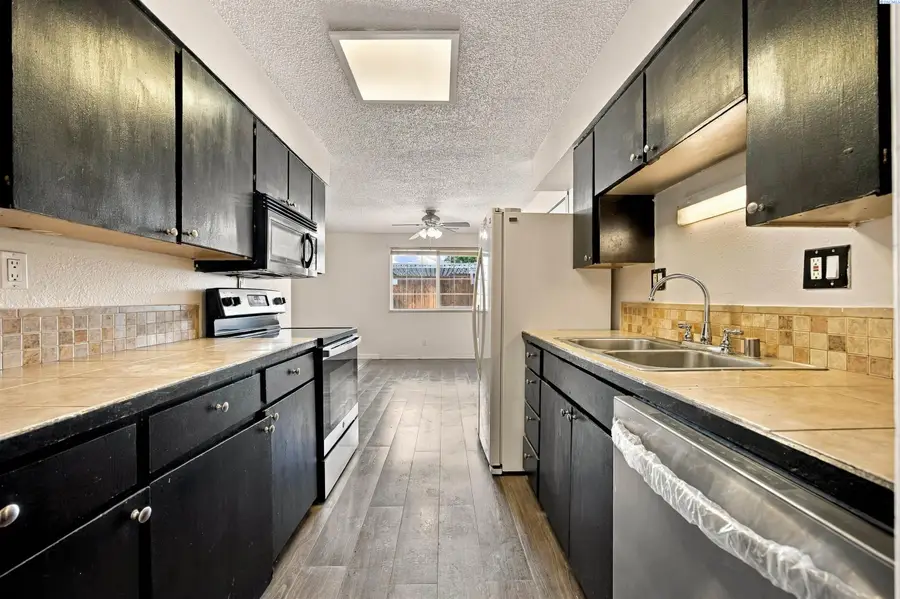 316 S Neel St, Kennewick, WA 99336-4237 - #3
