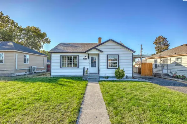 1712 W Irving Street, Pasco, WA 99301