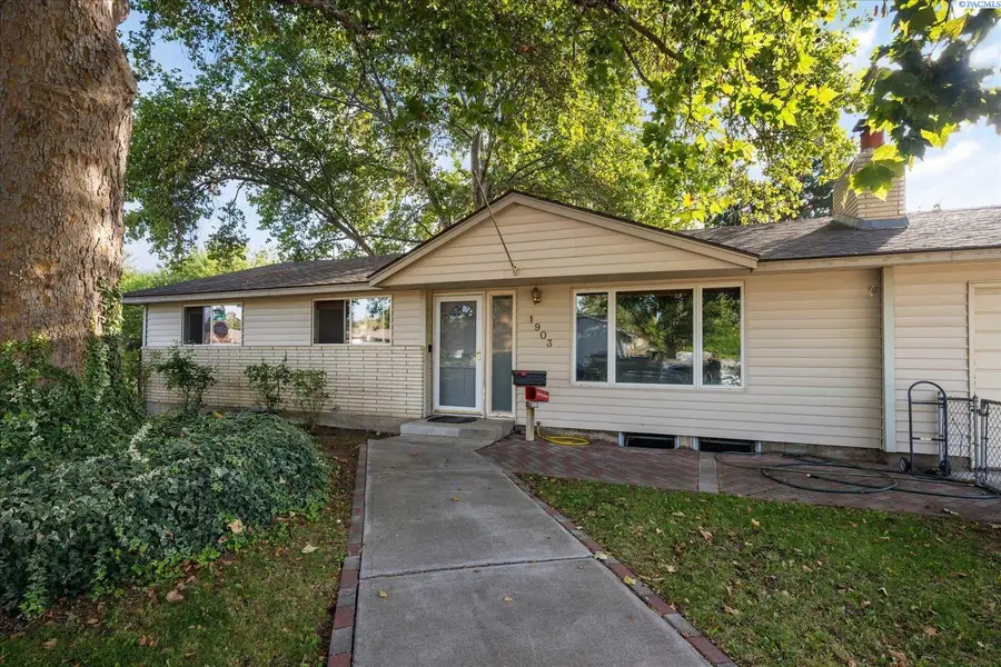 1903 S Dayton Place, Kennewick, WA 99337 - #2