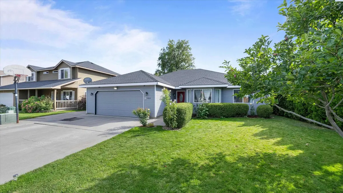 4613 W Grand Ronde Ave, Kennewick, WA 99336 - #1