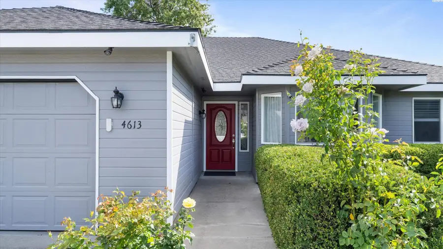 4613 W Grand Ronde Ave, Kennewick, WA 99336 - #3