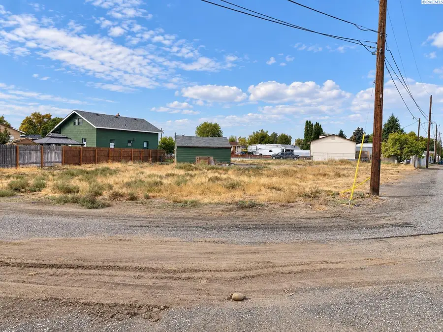 1535 W Jay St, Pasco, WA 99301 - #3