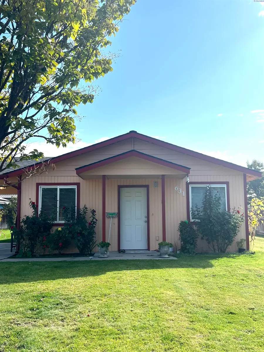 631 N Elm, Pasco, WA 99301 - #2
