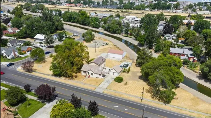 840 W Kennewick Ave, Kennewick, WA 99336 - #2