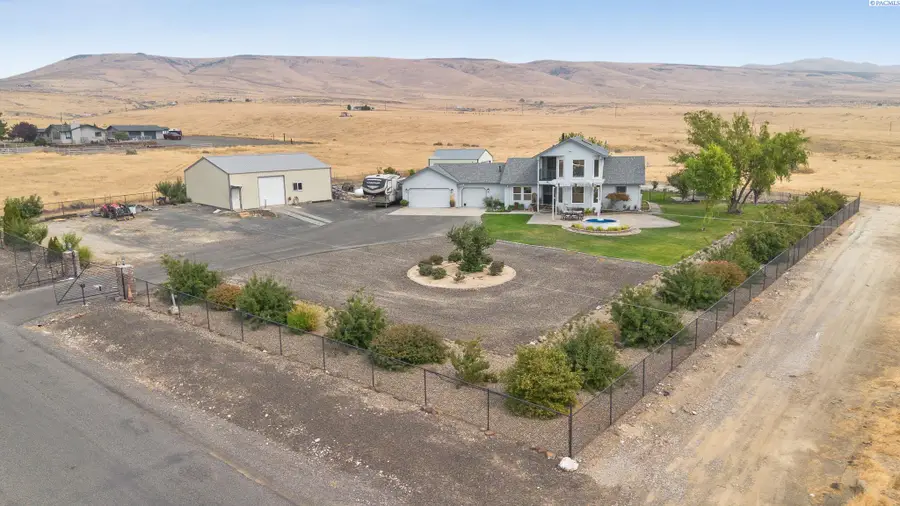 511 Saint Hilaire Rd., Yakima, WA 98901 - #2