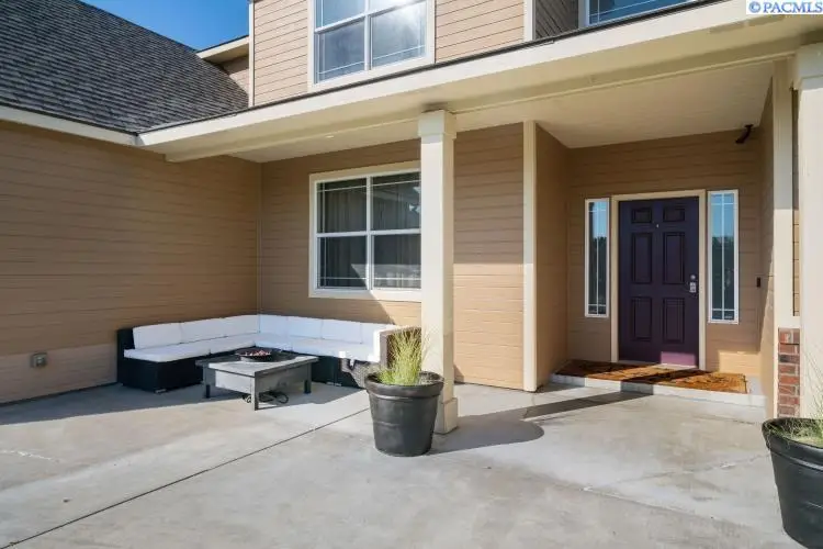 5400 Kenra Loop, West Richland, WA 99353 - #2