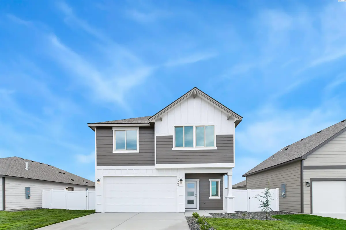 5904 Redtail Dr, Pasco, WA 99301 - #1