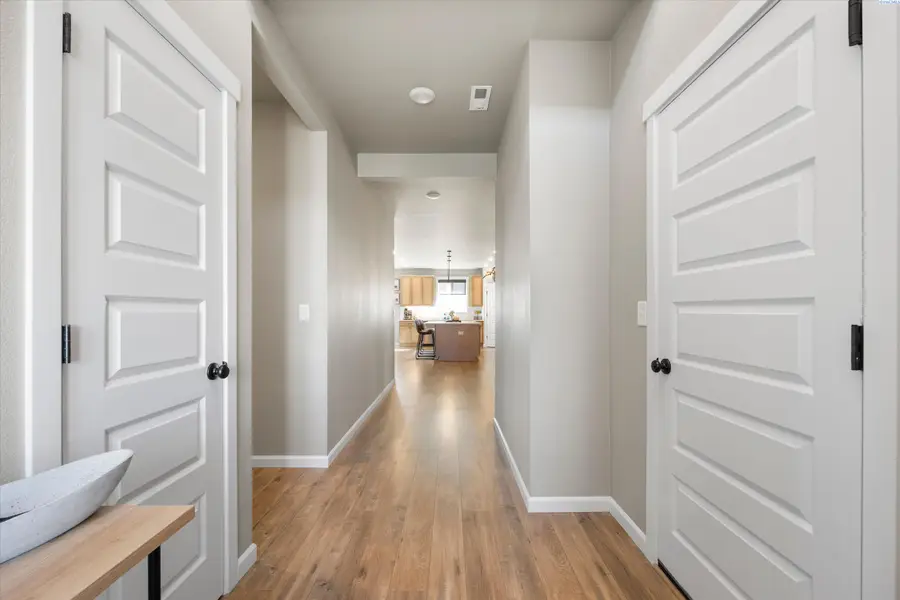 502 Constance Ave, West Richland, WA 99353 - #3