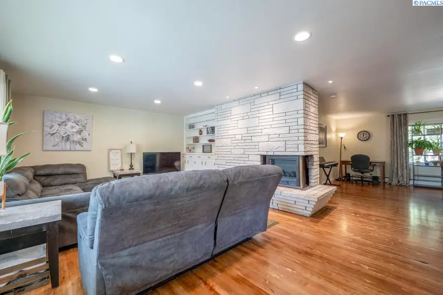 925 City View SW St, Pullman, WA 99163 - #2