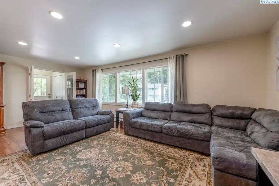 925 City View SW St, Pullman, WA 99163 - #3