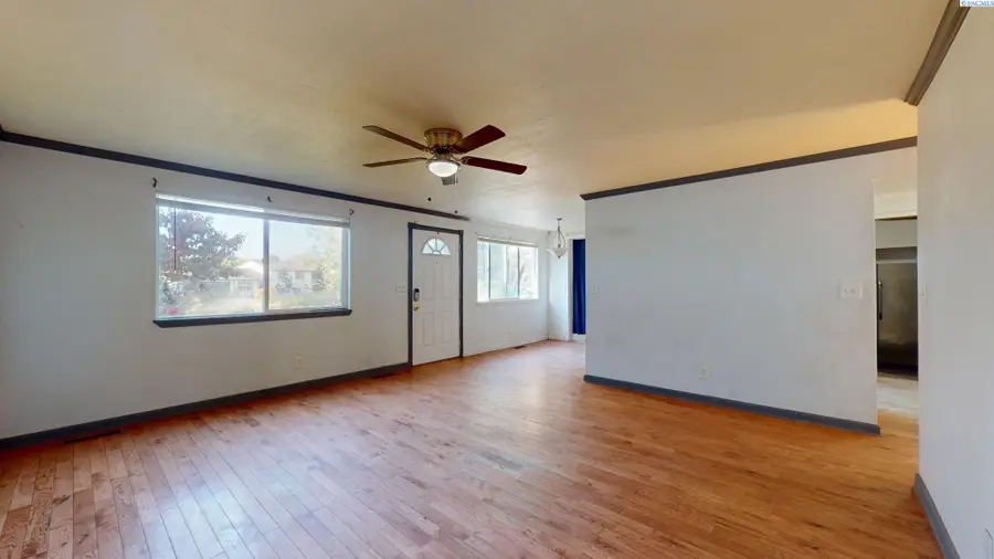 4610 Mallard Court, West Richland, WA 99353 - #3