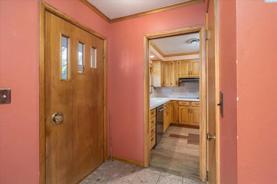 1723 W 7th Place, Kennewick, WA 99336 - #2