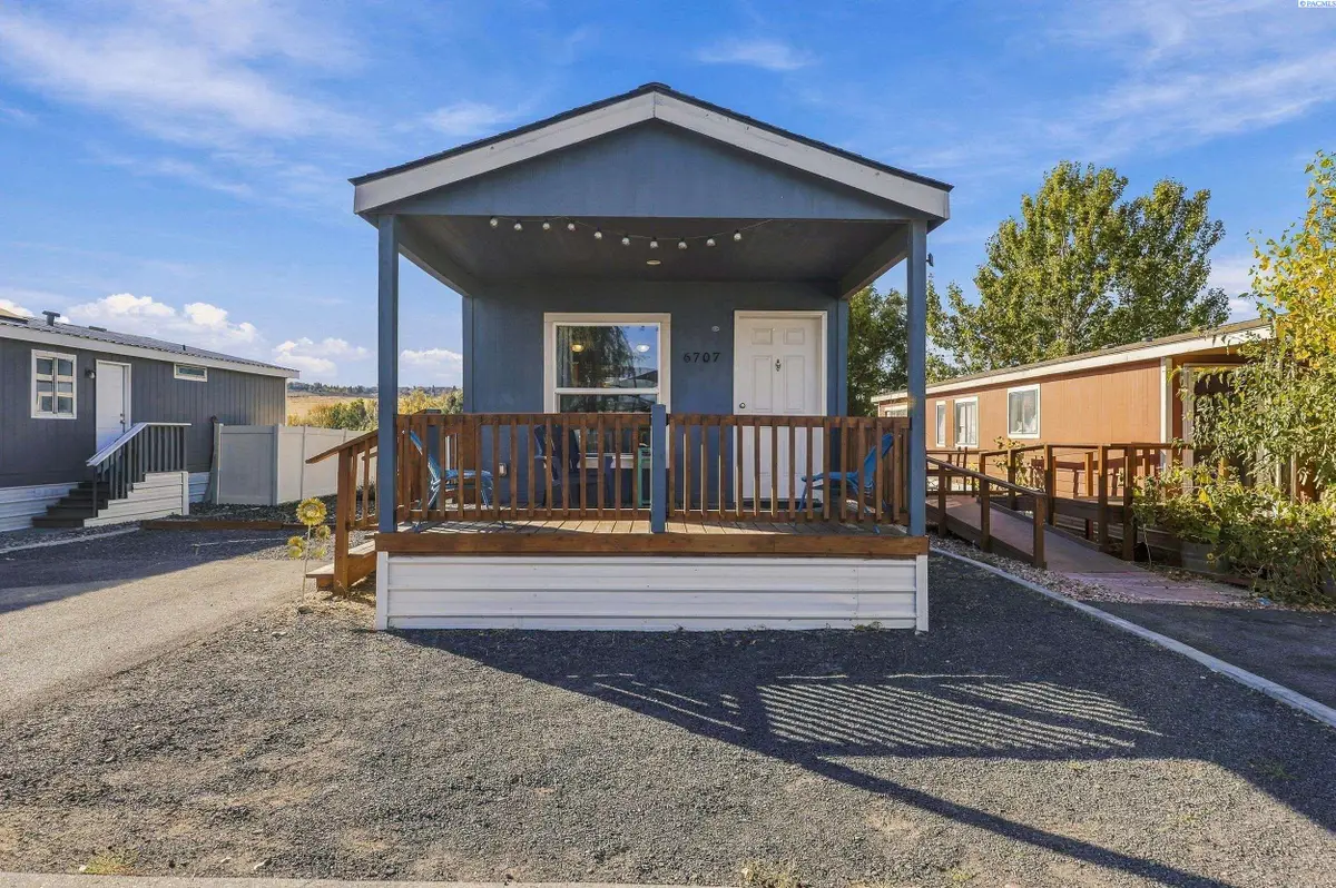 6707 James Street, West Richland, WA 99353 - #1
