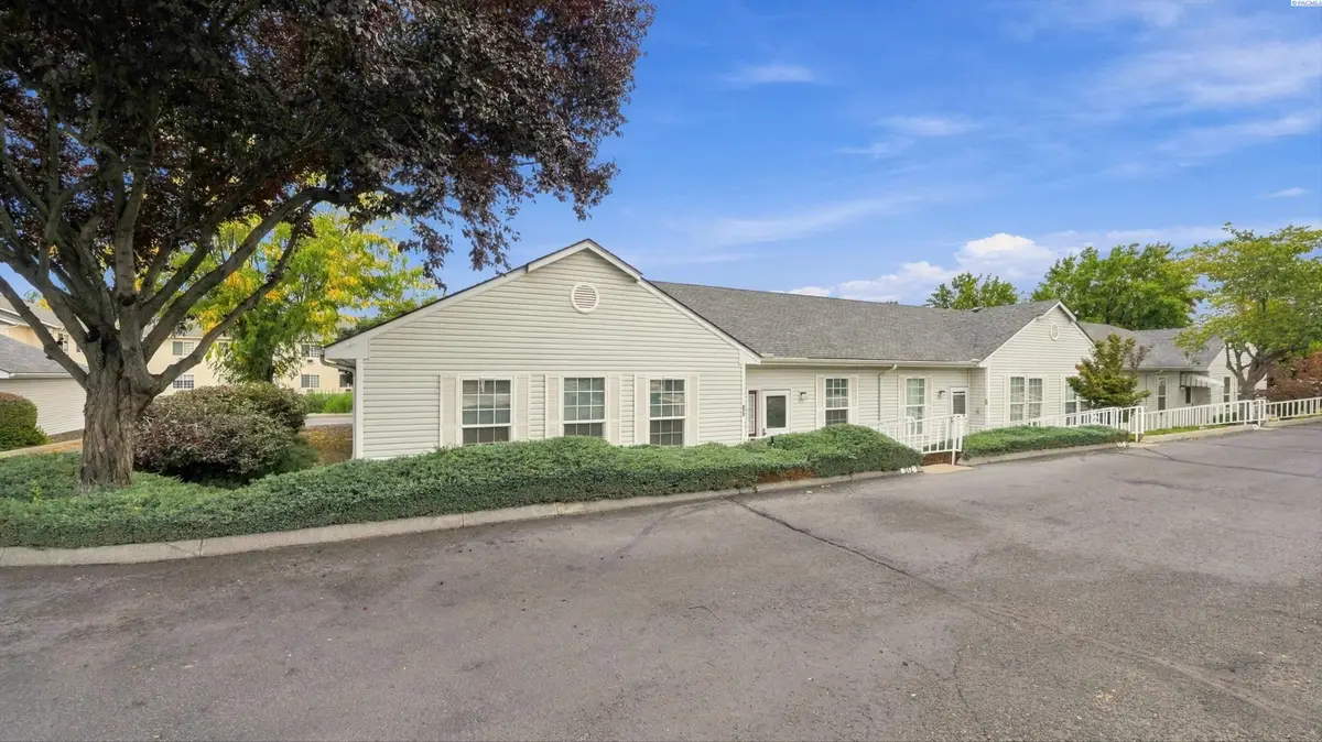 3701 Fairbanks Avenue #D-12, Yakima, WA 98902 - #1
