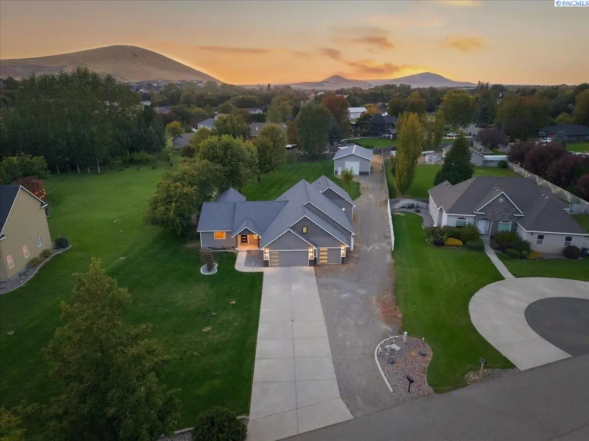 4403 Mount Daniel Court, West Richland, WA 99353 - #1