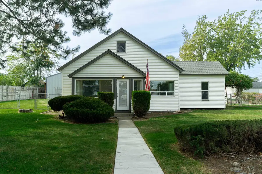 409 N Garfield St, Kennewick, WA 99336 - #2