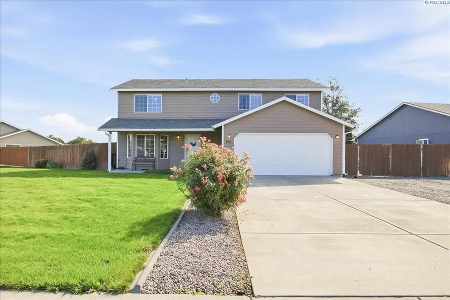 201 W 48th Ave, Kennewick, WA 99337 - #2