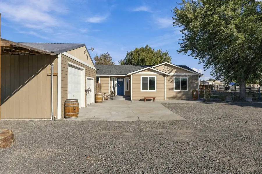 218612 E Perkins Rd, Kennewick, WA 99337 - #2