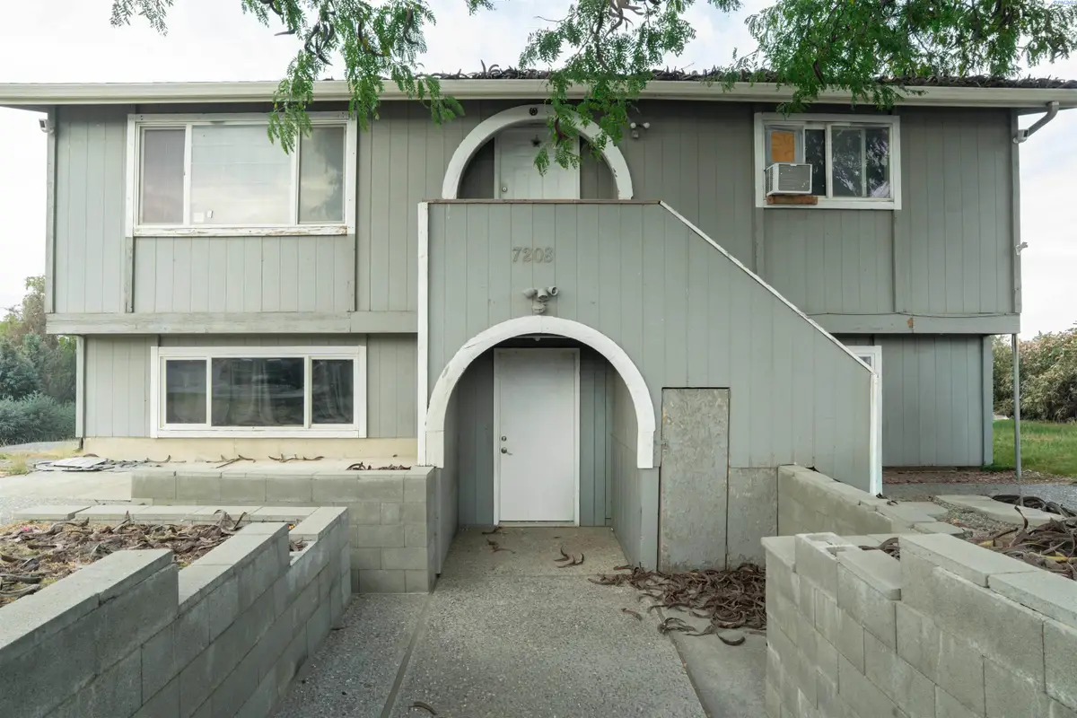 7208 W Yellowstone, Kennewick, WA  - #1