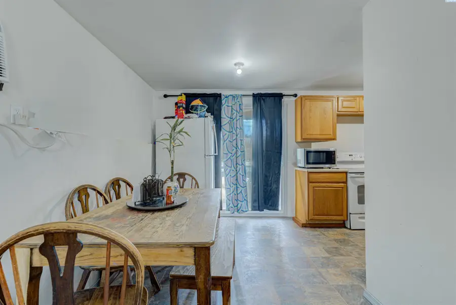 7208 W Yellowstone, Kennewick, WA  - #3
