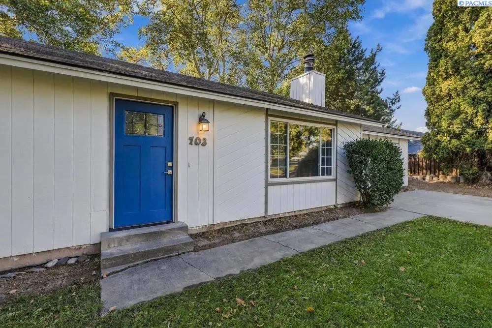 703 W 48th Ave, Kennewick, WA 99337 - #1