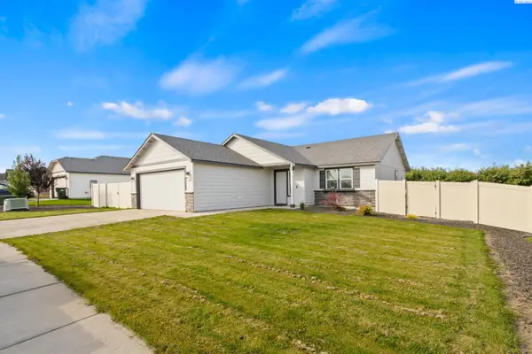 118 Bitters Loop Rd, Grandview, WA 98930