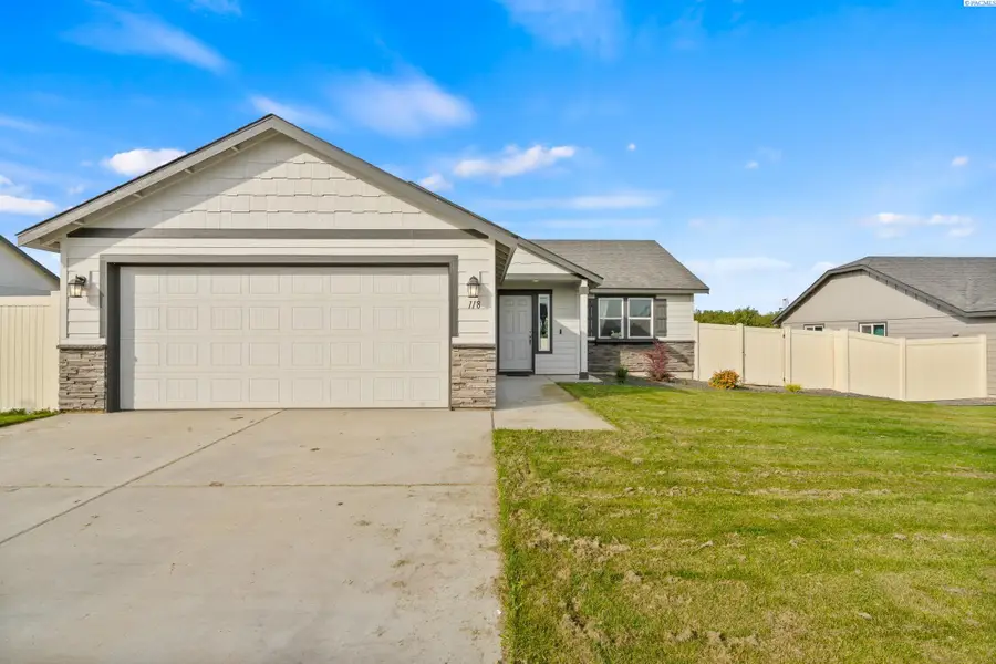 118 Bitters Loop Rd, Grandview, WA 98930 - #3