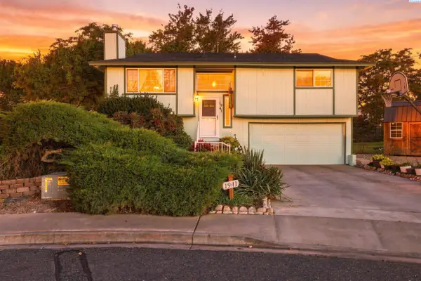 1941 Quail Court, West Richland, WA 99353