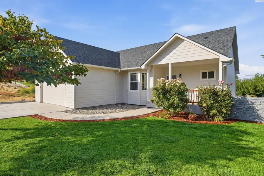 1210 Gage Blvd, Richland, WA 99352 - #3