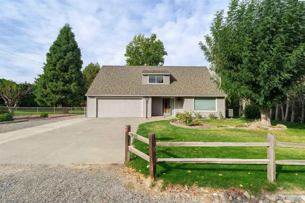 908 S Wilson Ct, Kennewick, WA 99336 - #1
