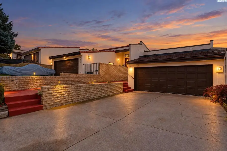 2011 Fairway Drive, Richland, WA 99352 - #2