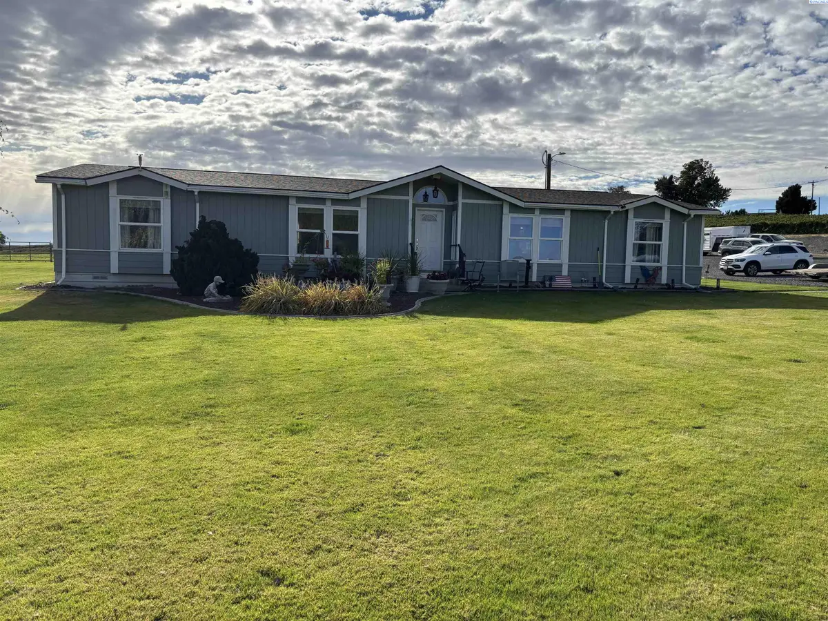 1071 Basin Hill Road, Mesa, WA 99343-9531 - #1