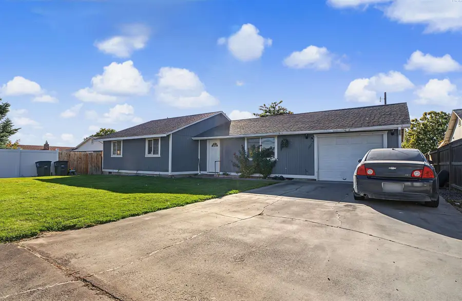 315 N 4th Avenue, Othello, WA 99344 - #3