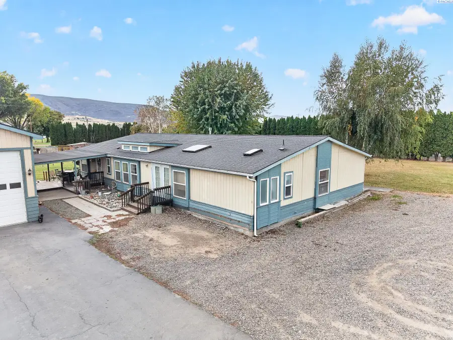 144901 W 74 Pr Nw, Prosser, WA 99350 - #2