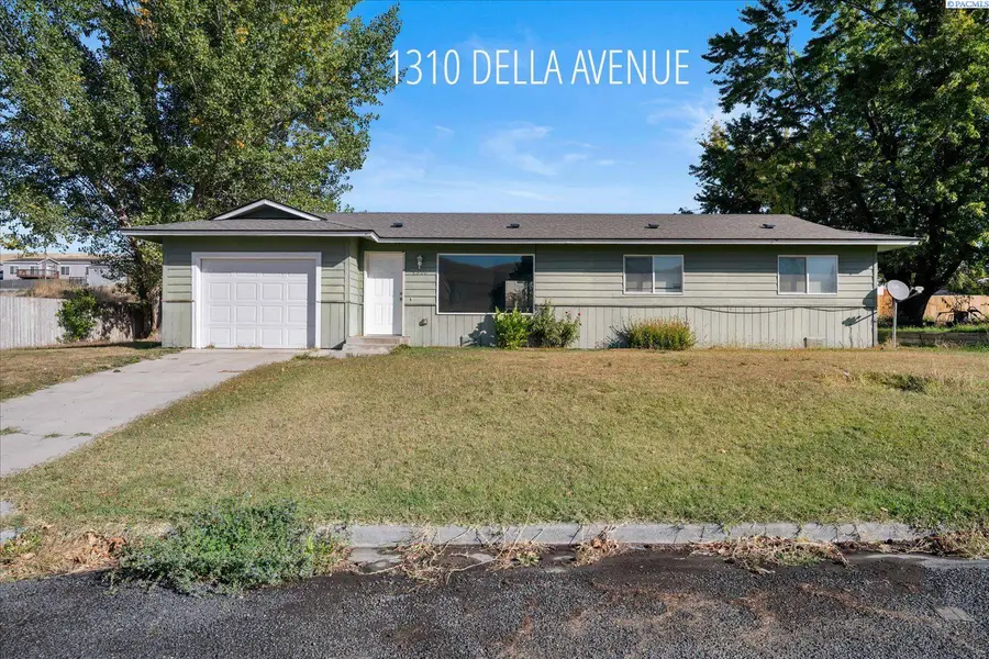 1203 11th Street, Benton City, WA 99320 - #2