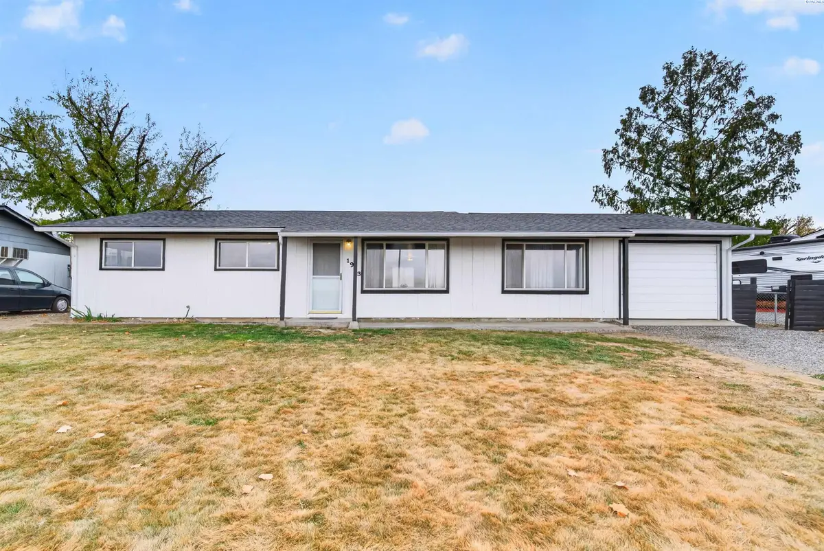 1913 Elwood, Prosser, WA 99350 - #1