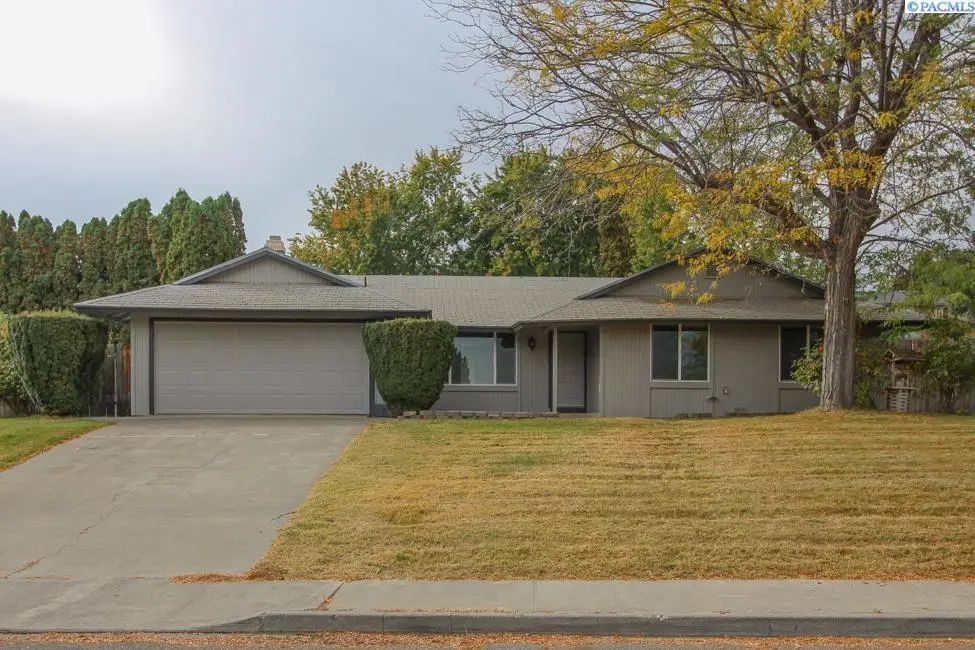 1013 W 14th Avenue, Kennewick, WA 99337 - #1