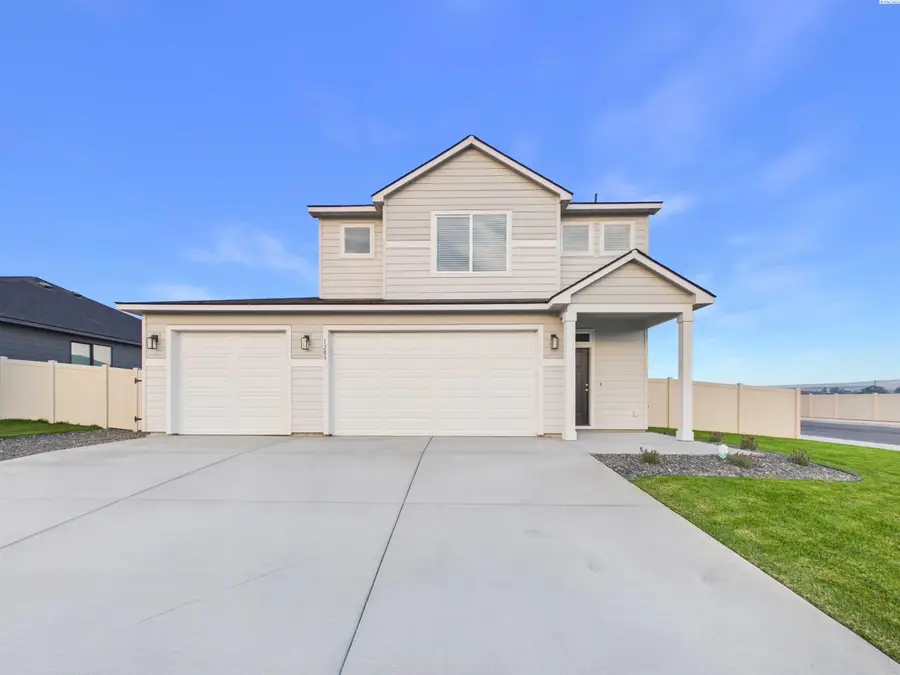 1209 18th Street, Benton City, WA 99320 - #3