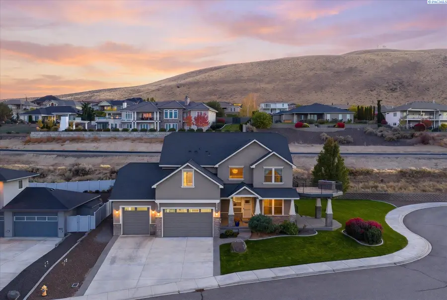 2345 Cottontail Ln, Richland, WA 99352 - #2