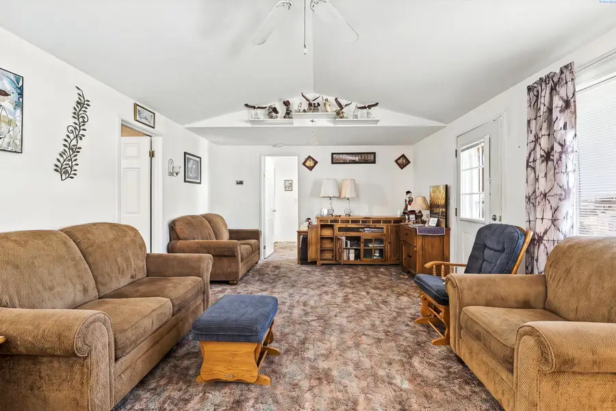 33604 N Sunset Rd., Benton City, WA 99320 - #2