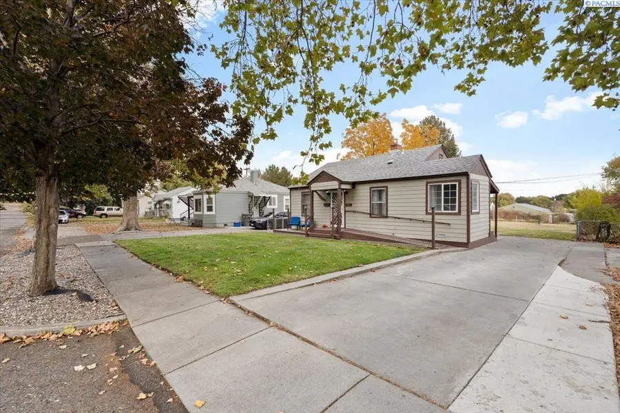 911 S Alder, Kennewick, WA 99336 - #2
