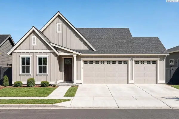 12010 Buckingham Dr., Pasco, WA 99301