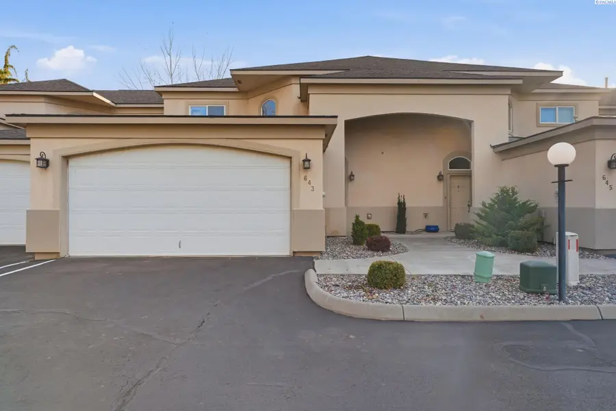 643 Hanford St, Richland, WA 99354 - #2