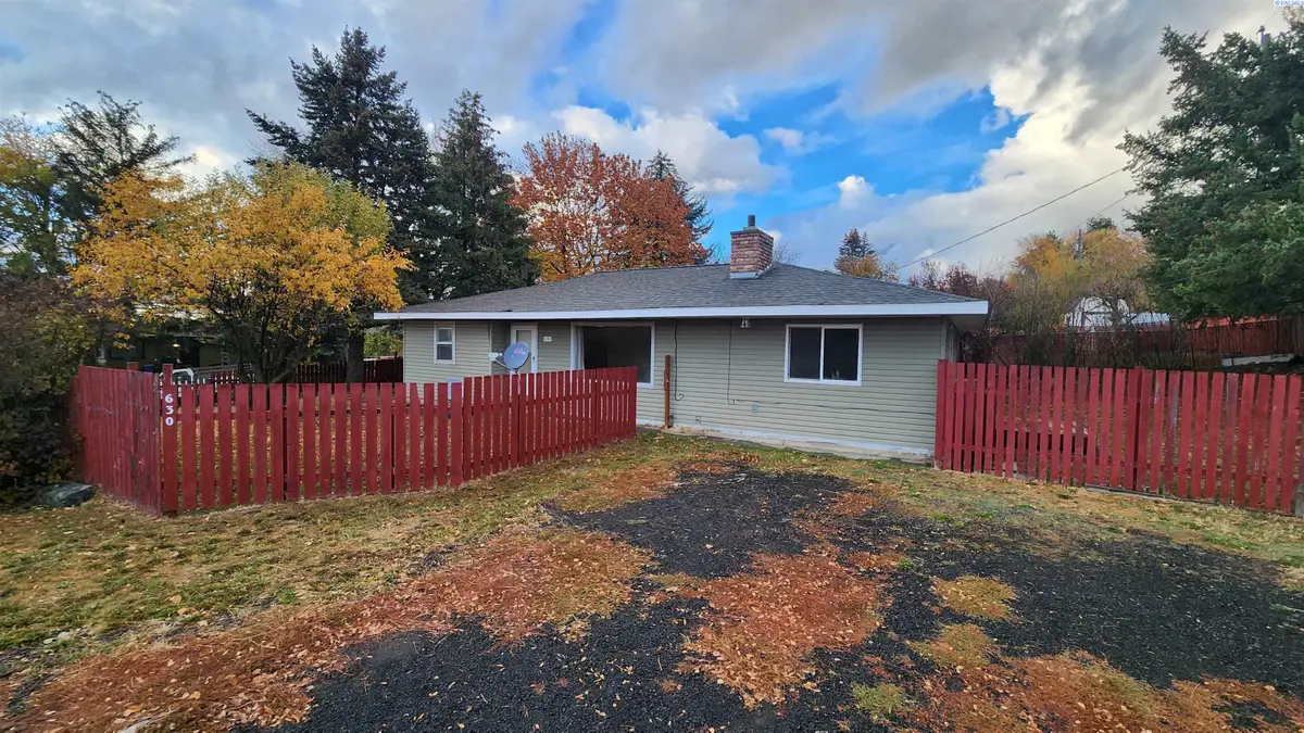 630 NW Cleveland, Pullman, WA 99163 - #1