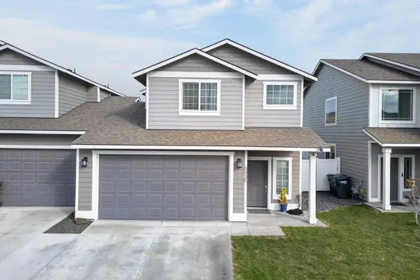 5435 Remington Dr, Pasco, WA 99301