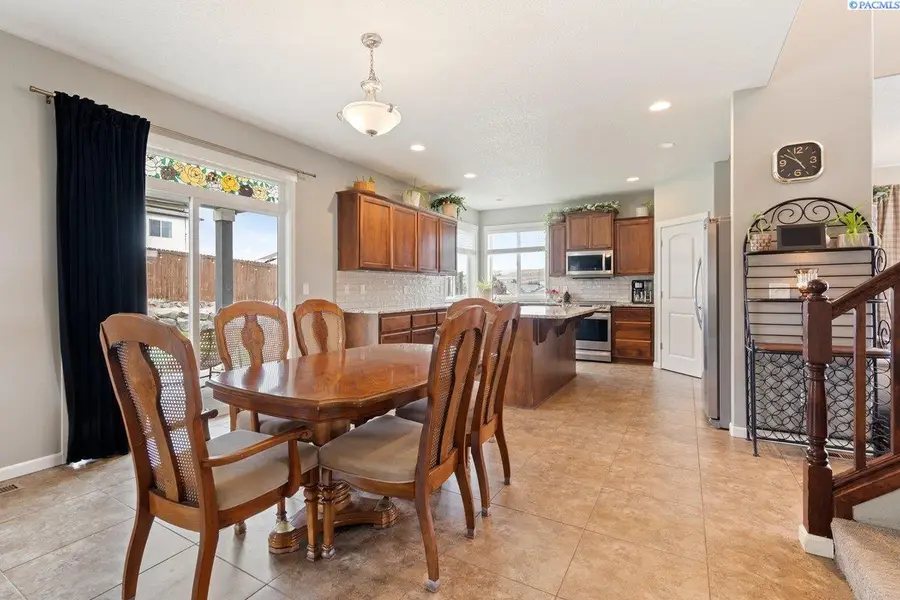 3728 S Lincoln St., Kennewick, WA 99338 - #2