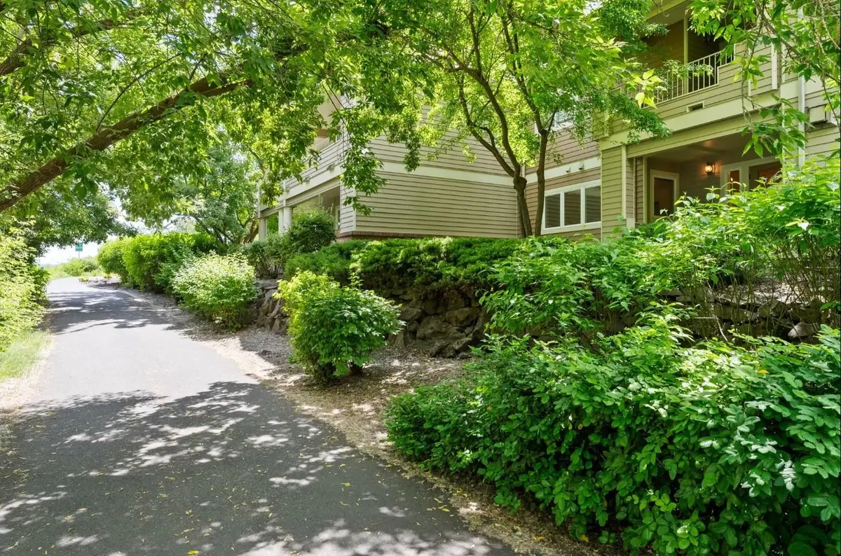 639 N Riverpoint Blvd #H-103, Spokane, WA 99202 - Image #1
