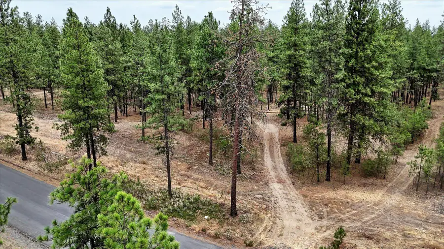 18505 W Buckboard Rd, Medical Lake, WA 99022 - Image #2