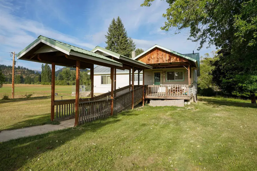 901 Skookum Creek Rd, Usk, WA 99180 - Image #2